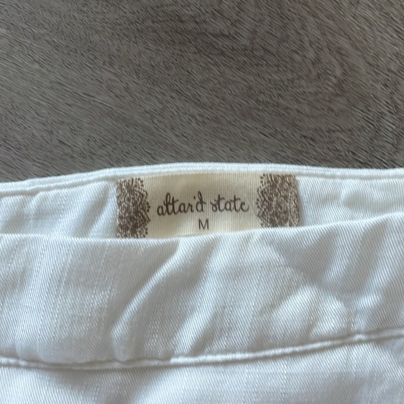 Altar’s State White Skort - Picture 6 of 7